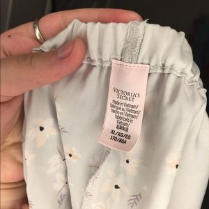 Victoria's Secret Intimates & Sleepwear - Victoria’s Secret Satin Shorts Victoria's Secret Intimates & Sleepwear - Victoria’s Secret Satin Shorts